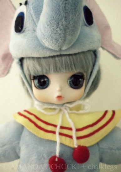 © AMANDA OCHOCKI + chalklegs Pullip Byul DUMBO (4)
