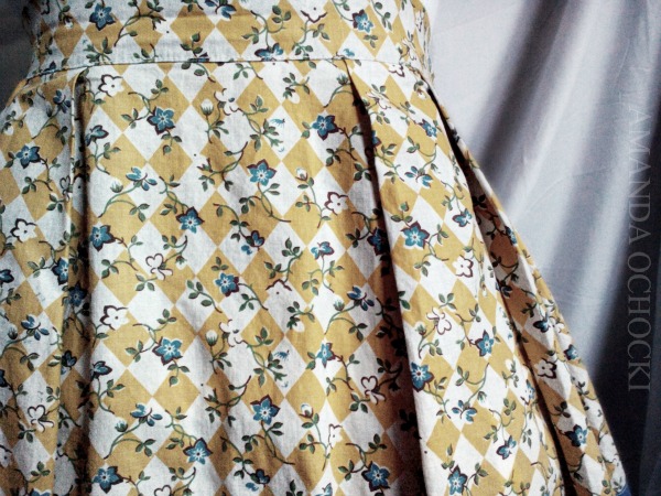 AMANDA OCHOCKI faded apron